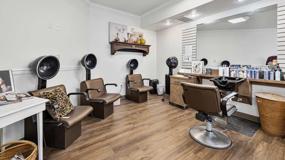 The beauty salon at Whispering Pines